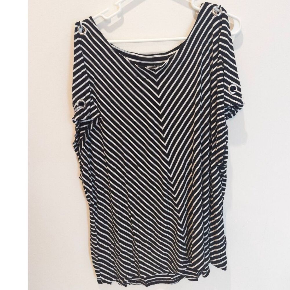 Cable & Gauge women's black/white pattern blouse size‎ 3x